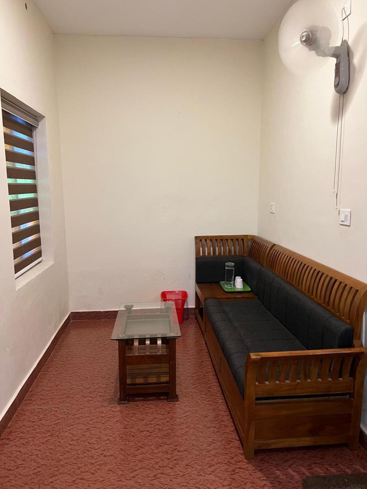 Janiro Tea Trees Villas Vythiri Bilik gambar